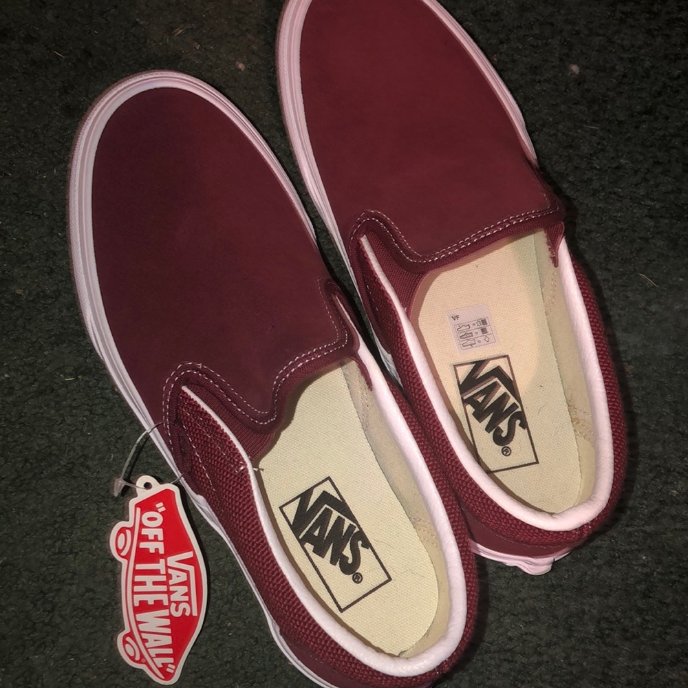 burgundy textured skate slip-on vans